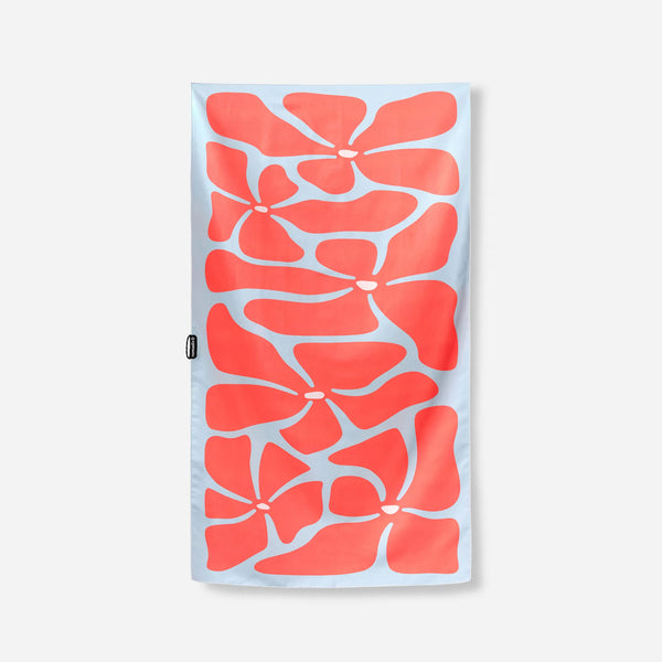 Ultralight Towel: Happy Flowers Warm Blue Red