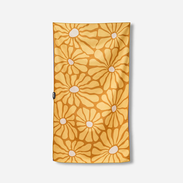 Ultralight Towel: Lazy Daisy Gold